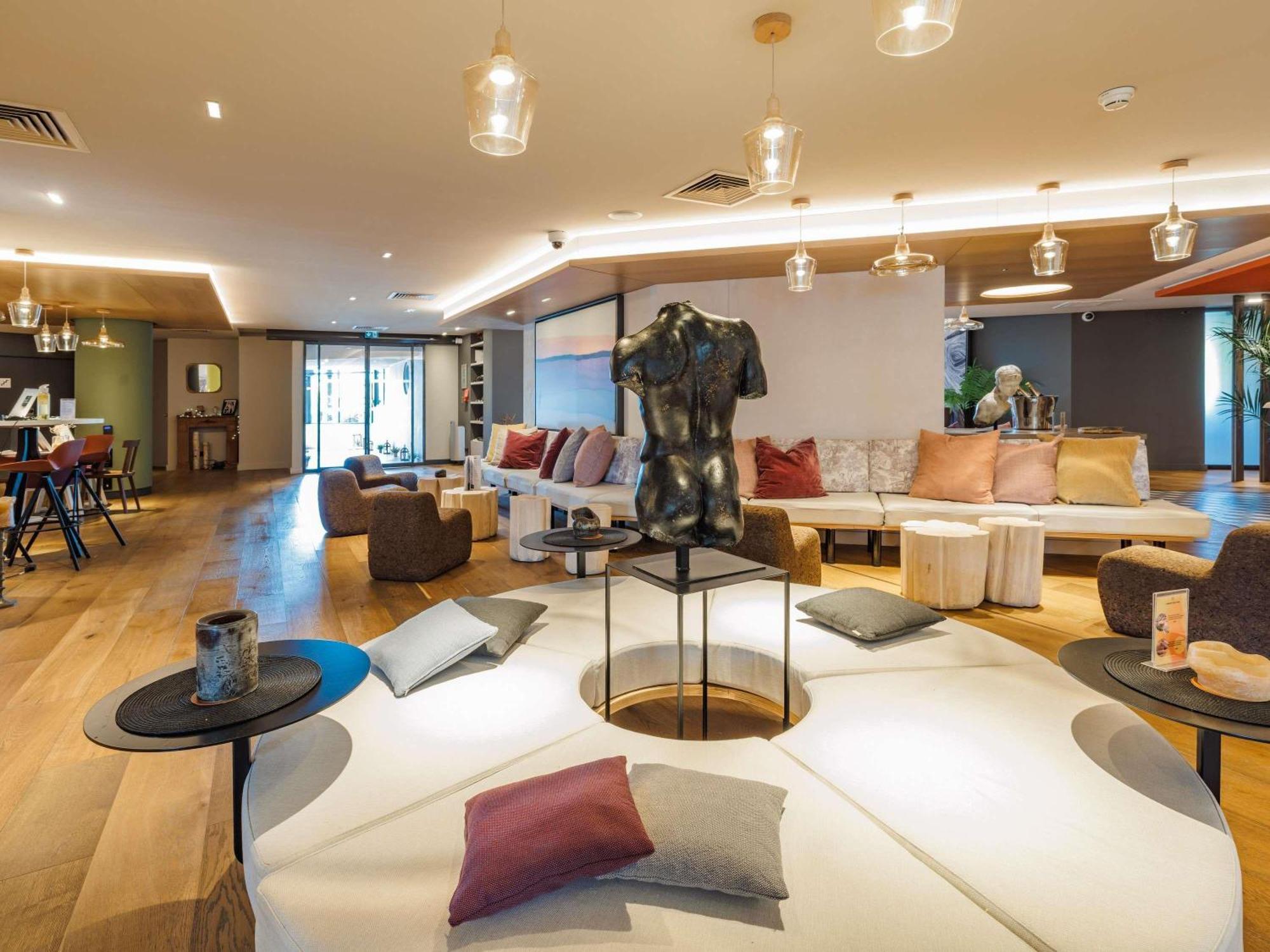 Mercure Valence Valence  Bagian luar foto